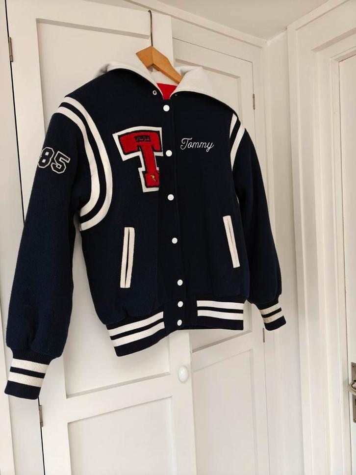 Tommy Hilfiger jack an Tommy original, Kleding | Dames, Jassen | Winter, Zo goed als nieuw, Blauw, Ophalen of Verzenden