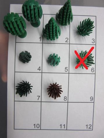 L138 LEGO GROTE RONDE BOMEN EN GROENE STRUIKEN beschikbaar voor biedingen