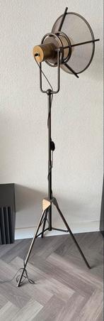 Staande lamp in hoogte verstelbaar en dimbaar, Ophalen, Zo goed als nieuw, Metaal, 150 tot 200 cm