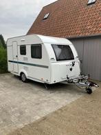 Adria Aviva 360 DK uit 2024 in nieuwstaat, vakantieklaar!, Caravans en Kamperen, Dwars-stapelbed, Treinzit, Particulier, Adria