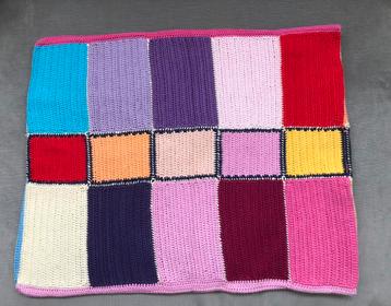 3 leuke gehaakte kussenhoezen ca 60 x 48 cm beschikbaar voor biedingen