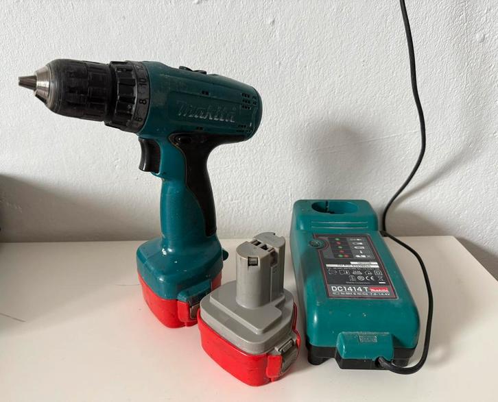 Makita Accu Boormachine met Extra Accu en Lader, Doe-het-zelf en Verbouw, Gereedschap | Boormachines, Zo goed als nieuw, Boormachine