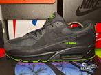 Nike Air Max 90 'Black/Chlorophyll' EU46 2022, Colosseum 1, 1213 NL Hilversum, Nederland, Zwart, Nike, Ophalen of Verzenden