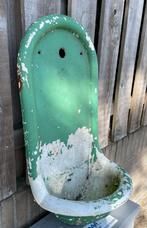 mooie antieke ijzeren fonteinbak of bloembak voor a/d muur., Ophalen, Zo goed als nieuw