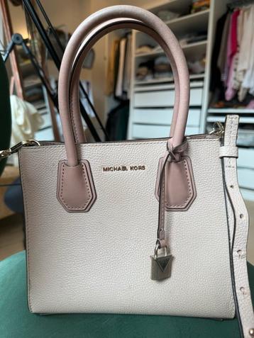 Roze tasje Michael Kors beschikbaar voor biedingen