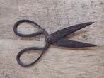 oude ijzeren schaar totaal 23 cm, Antiek en Kunst, Antiek | Gereedschap en Instrumenten, Ophalen of Verzenden