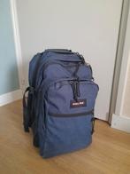 Eastpak provider 33l rugtas donkerblauw, 25 tot 40 cm, Ophalen of Verzenden, Zo goed als nieuw, Waterdicht