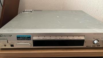 Pioneer VSX 5.1 receiver/versterker beschikbaar voor biedingen