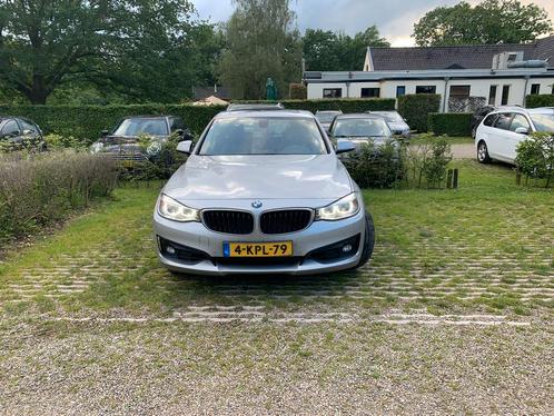BMW 3-Serie GT 328I Aut8 2013 Grijs 360 Camera Pano Sport, Auto's, BMW, Particulier, 3-Serie GT, Benzine, B, Hatchback, Automaat