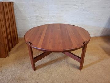 Vintage teak salontafel coffeetable Niels Bach tafel design  beschikbaar voor biedingen