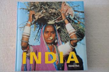 Boek India,een continent op zich beschikbaar voor biedingen