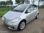 Mercedes A-klasse 200 Elegance Automaat / 5-DRS / Airco, Gebruikt, Zwart, 4 cilinders, 400 kg