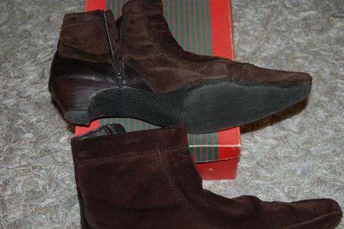 Esprit - lage laarsjes suède kleur bruin maat 40, Kleding | Dames, Schoenen, Gedragen, Lage of Enkellaarzen, Bruin, Ophalen of Verzenden