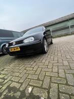 Volkswagen Golf 2.3 V5 125KW 2002 Zwart, Auto's, Volkswagen, Origineel Nederlands, Te koop, 5 stoelen, Benzine