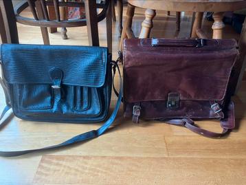 Leren vintage schouder of laptop tas beschikbaar voor biedingen