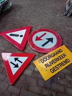 Verkeersborden restpartij, Ophalen, Zo goed als nieuw