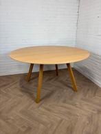 Hay CPH25 Eettafel 140cmØ, Ophalen, Eikenhout, Zo goed als nieuw, Vijf personen of meer