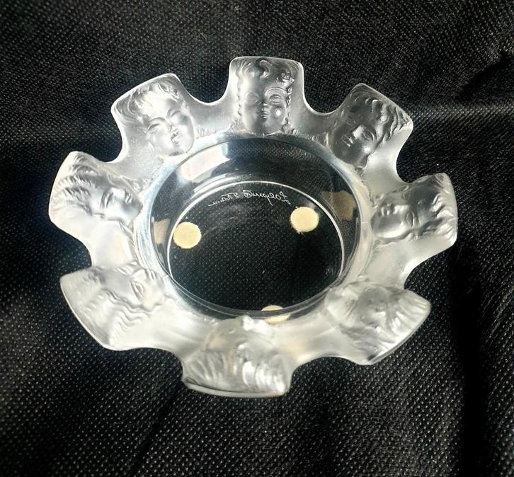 Lalique Saint Nicholas, Antiek en Kunst, Antiek | Glas en Kristal, Ophalen of Verzenden