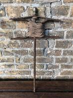 Victoriaans tuingereedschap, gietijzeren spoel, Antiek en Kunst, Antiek | Gereedschap en Instrumenten, Ophalen of Verzenden