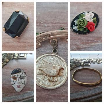 Lotje broches en armband  beschikbaar voor biedingen
