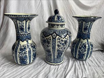 Delfts blauw kaststel Sphinx beschikbaar voor biedingen