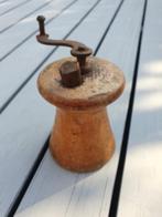 Leuke handmatige antieke kleine houten pepermolen...., Antiek en Kunst, Antiek | Keukenbenodigdheden, Ophalen of Verzenden