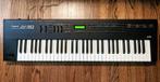 Roland JV 30 2x, Muziek en Instrumenten, Synthesizers, Ophalen of Verzenden, Zo goed als nieuw, 61 toetsen, Roland