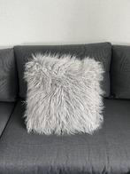 Sierkussens Dubbelzijdig Langharig Mongolian Bont Grijs, Ophalen of Verzenden, Nieuw, Grijs, Vierkant