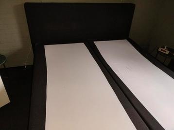 Boxspring- bed beschikbaar voor biedingen