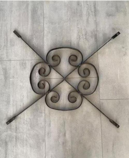 Sierhekwerk metaal 2-delig Deurrooster, Tuin en Terras, Tuinhekken en Hekwerk, Gebruikt, Sierhekwerk, IJzer, Ophalen