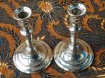 Mooi stel antieke Cavalier kandelaars uit Engeland 20 cm., Antiek en Kunst, Ophalen of Verzenden, Koper of Brons