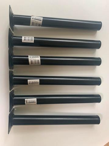 6 stuks. Duraline 30 cm meubelpoten. Staal, rond, zwart beschikbaar voor biedingen