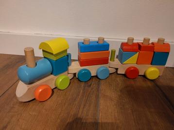 Houten Speelgoedtrein beschikbaar voor biedingen