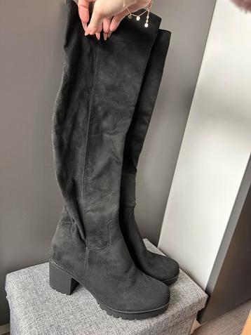 Nieuwe hoge laarzen, overknee laarzen 41 beschikbaar voor biedingen