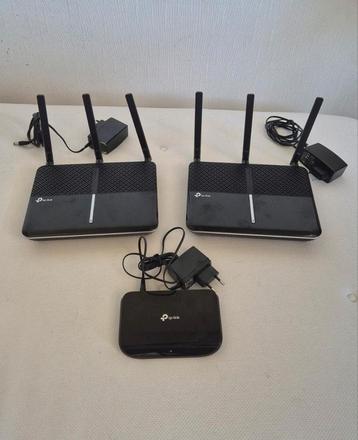 2 stuks TP link C2300 + SG1005D switch beschikbaar voor biedingen