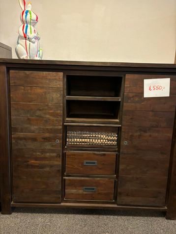 Highboard massief eiken uitverkoop !