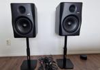 Monkey Banana Gibbon 8 monitors + stands & kabels – TOP, Zo goed als nieuw, 120 watt of meer, Front, Rear of Stereo speakers, Ophalen