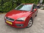 Ford Focus Wagon MET CRUISE CONT, AIRCO, & APK TOT 11-10-202, 65 €/maand, 125 pk, Gebruikt, Handgeschakeld
