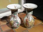 TWEE 'antieke' Chinese vazen; ze zijn tenminste 60 jaar oud!, Antiek en Kunst, Ophalen
