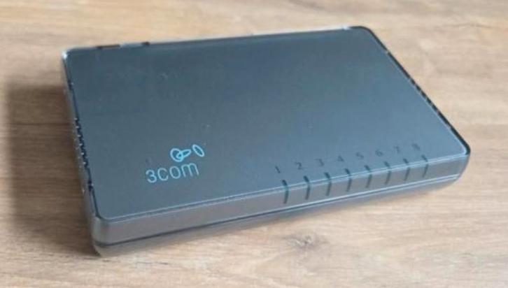3Com OfficeConnect 8-poorts Fast Ethernet Switch, Computers en Software, Netwerk switches, Gebruikt, Ophalen of Verzenden