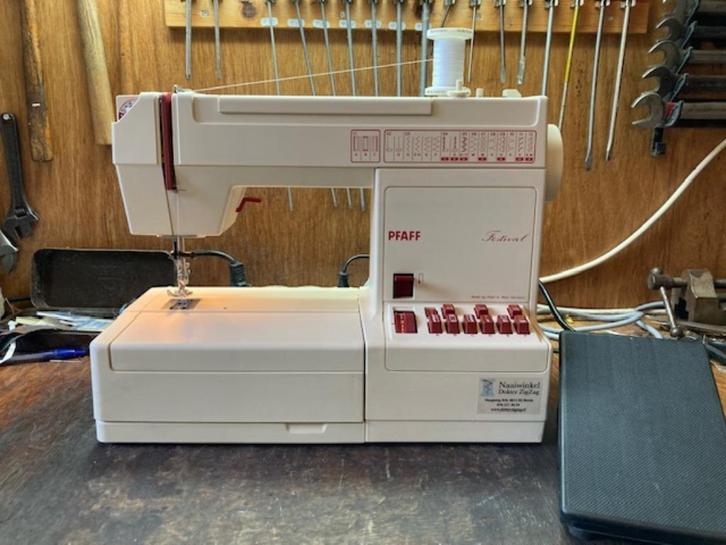Pfaff Festival naaimachine, Hobby en Vrije tijd, Naaimachines en Toebehoren, Zo goed als nieuw, Naaimachine, Pfaff, Ophalen of Verzenden