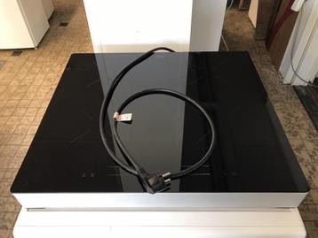 Te koop Etna inductie Kookplaat 220 Volt Zo Goed Als Nieuw! beschikbaar voor biedingen