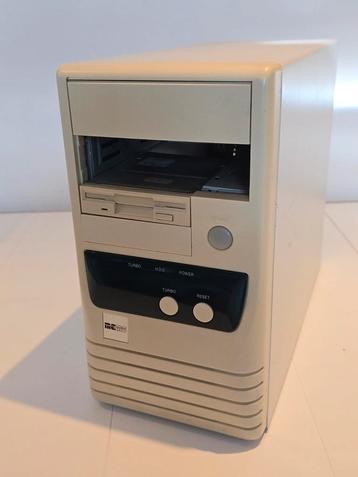 Vintage PC AT Computer kast - Jaren '90 Klassieker beschikbaar voor biedingen
