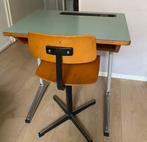 Prachtige vintage schooltafeltje met stoeltje, Kinderen en Baby's, Kinderkamer | Tafels en Stoelen, Ophalen, Gebruikt, Tafel(s) en Stoel(en)