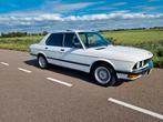 BMW 5-Serie 2.7 E 525 AUT | 07-1985 | APK 7-2027 | MRB vrij, Auto's, Automaat, Achterwielaandrijving, 1280 kg, Zwart