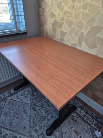 Bureau 120x80cm