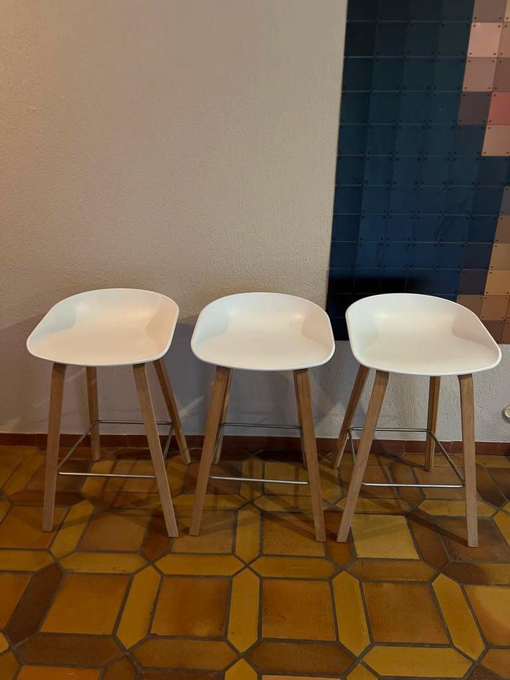 3x Hay About a Stool barkrukken 65 cm, Huis en Inrichting, Barkrukken, Zo goed als nieuw, 60 tot 90 cm, Kunststof, 3 krukken, Met voetsteun