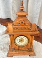 Mooie antieke houten tafelklok – Brunott Rotterdam, Antiek en Kunst, Antiek | Klokken, Ophalen of Verzenden