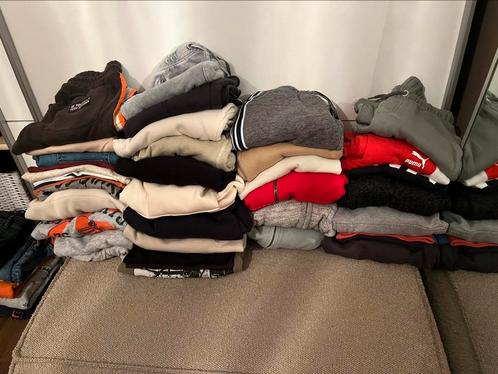Mega groot pakket kleding jongen 134 zara hm levis, Kinderen en Baby's, Kinderkleding | Kinder-kledingpakketten, Zo goed als nieuw