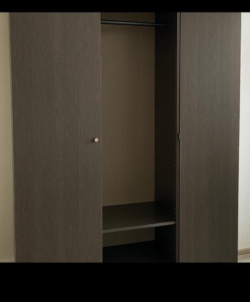Zwarte pax kast ikea, Huis en Inrichting, Kasten | Kledingkasten, Zo goed als nieuw, 200 cm of meer, 50 tot 75 cm, Met lade(s)